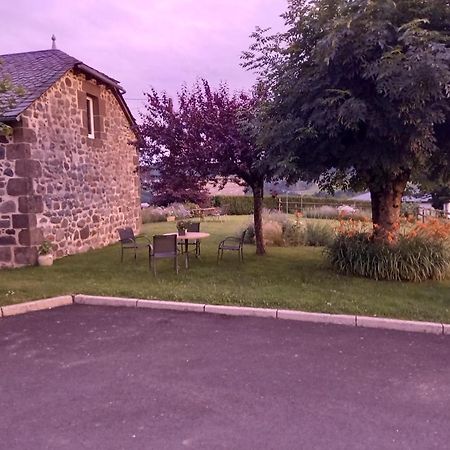 Ferme De Lamourio Saint-Cernin  Exterior photo